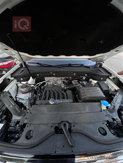 ڤۆڵکسواگن ئەتڵەس کرۆس سپۆرت